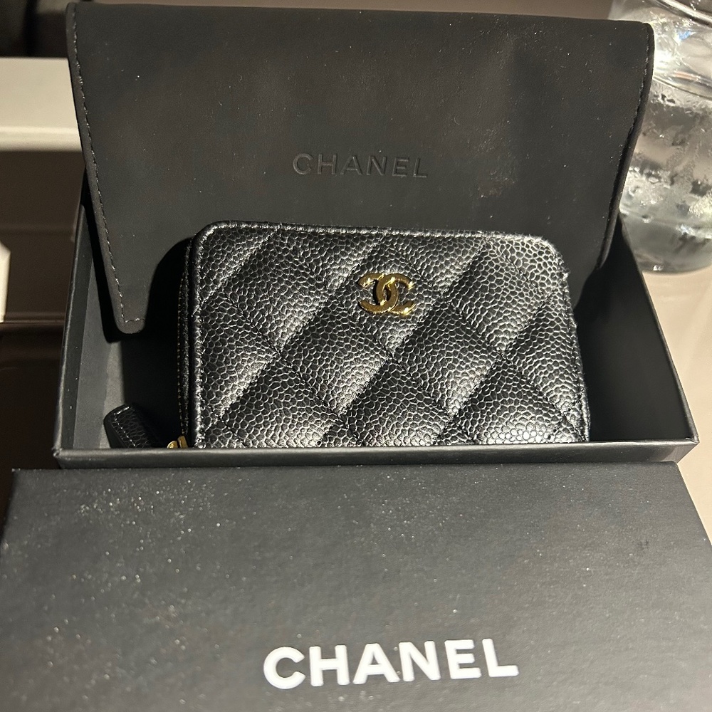 Chanel zipped coin purse